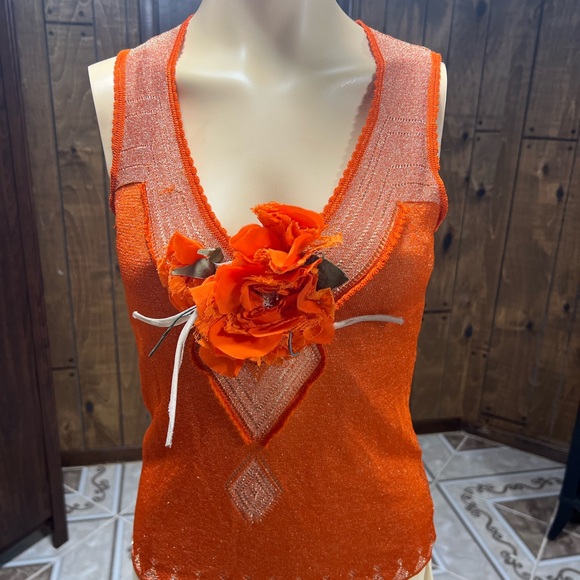 Dolce&Gabbana orange lurex sleeveless top with large flower pin, size S,good - Picture 8 of 11